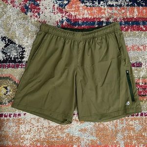 Eddie Bauer men’s shorts size large
